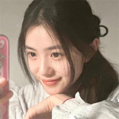 小妮扛枪